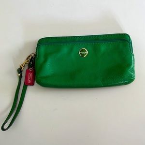 Coach Leather Wristlet - Beautiful Kelly Green!